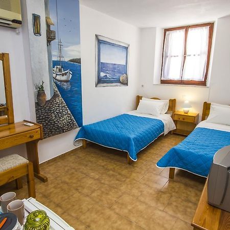 Symi Center Hotel Eksteriør bilde